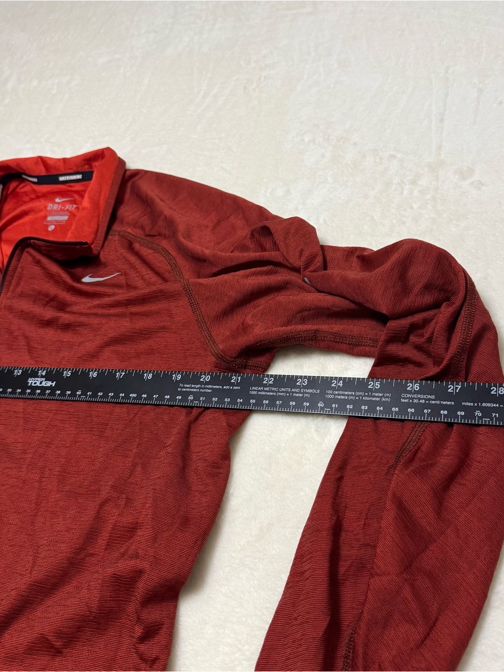 Nike Men’s Maroon Quarter-Zip Lightweight Training Top - Picture 8 of 8